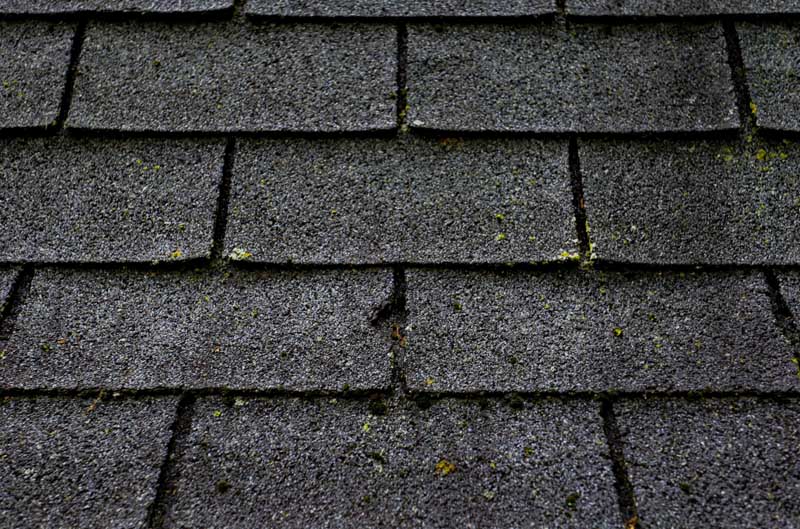 The Pros and Cons of Asphalt Shingle Roofs