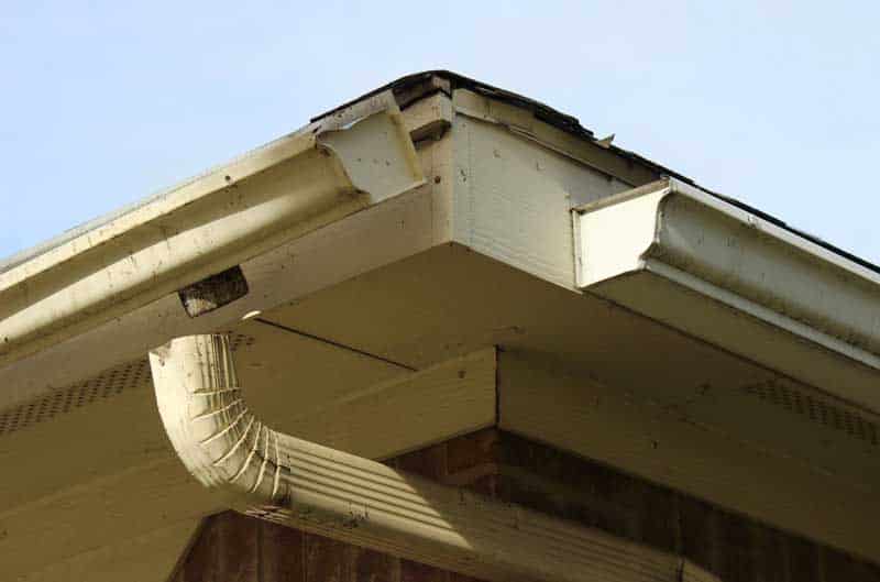 Prevent Water Damage with Proper Gutter Installation